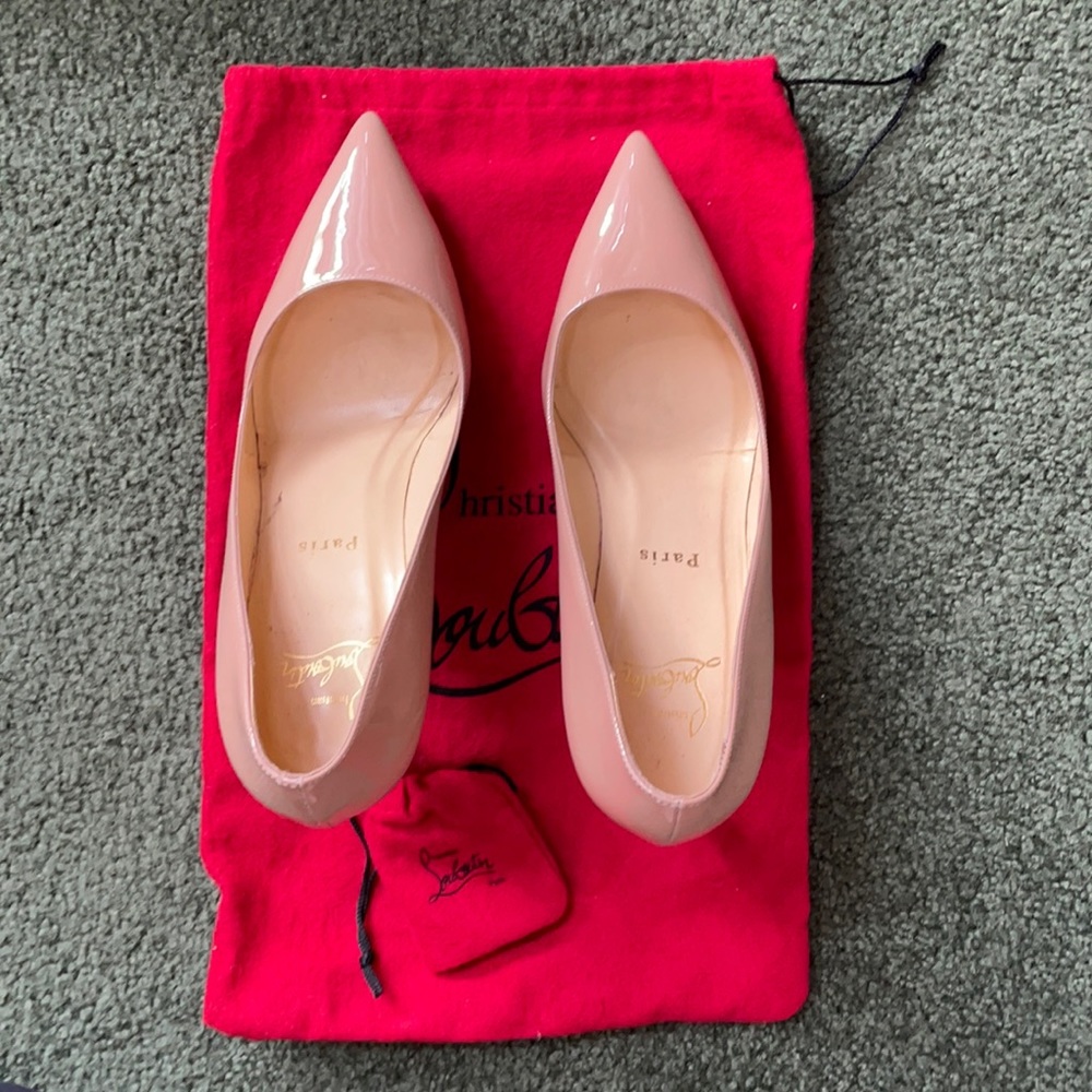 Pigalle Plato 100 Patent Nude Christian Louboutin pumps. Size 38.5/8.5.